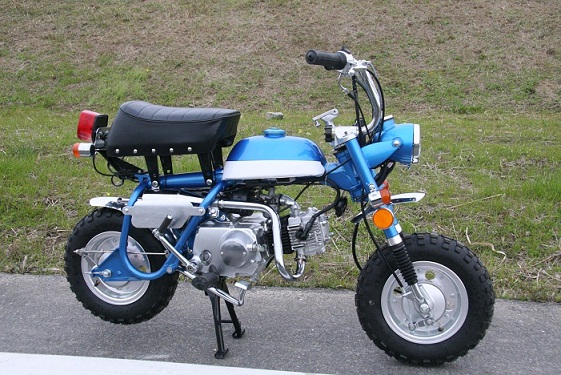 キットバイクｔｙｐｅ ａ レッド９０ｃｃエンジン搭載 新品 ｔｙｐｅ A９０ｒ モンキーパーツはバイクパーツ通販専門店の田中商会